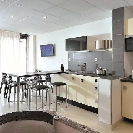 Studio Chrome - Heliopolis D 80 - Luxe -By Agn - 2 Personnes * אגדה